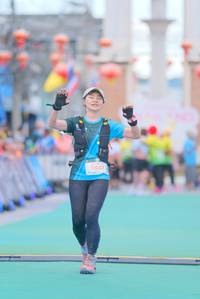 BIB: 5087
                            <button type="button" onclick="openModal(21764918)" class="btn btn-primary btn-sm float-right btn-popup" data-toggle="modal" data-target=".modal-high-quality">
                        <i class="fas fa-shopping-cart"></i> Add to Cart
                    </button>
                                            <button type="button" onclick="isThisMe(21764918, true)" class="btn btn-success btn-sm float-right btn-popup btn-isme hidden" data-toggle="tooltip" data-placement="bottom" title="นี่คือรูปของคุณใช่ไหม คลิกที่นี่เพื่อเอาเข้าอัลบั้ม">
                        <i class="fas fa-plus"></i> Add to album
                    </button>
                    <button type="button" onclick="isThisMe(21764918, false)" class="btn btn-warning btn-sm float-right btn-popup btn-isnotme hidden">
                        <i class="fas fa-ban"></i> Remove from album
                    </button>